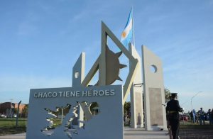 RESISTENCIA: INAUGURARON EL PRIMER MONUMENTO EN ARGENTINA DEDICADO A SOBREVIVIENTES DE MALVINAS
