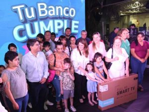 NUEVO BANCO DEL CHACO CELEBRÓ SU ANIVERSARIO CON UNA GRAN FIESTA PARA LA COMUNIDAD