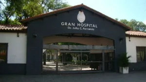 GARANTIZAN LA PRESENCIA DE UNA GUARDIA POLICIAL EN HOSPITALES Y CENTROS DE SALUD